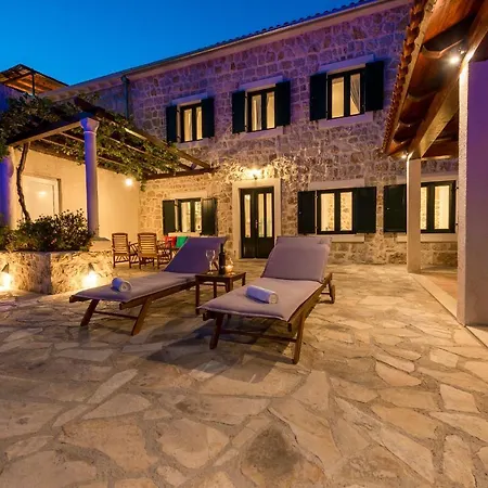 Marojica Villa
