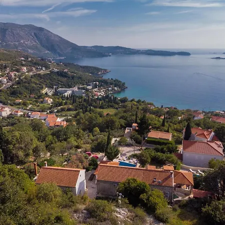Villa Marojica